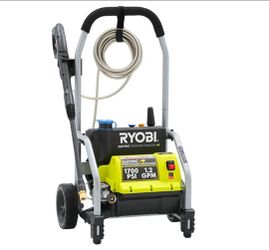 1700 PSI Pressure washer (missing pieces)