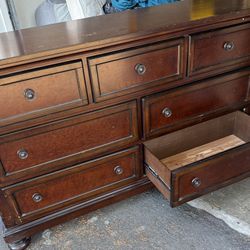 Ashley Furniture Porter Large 7 Drawer Dresser