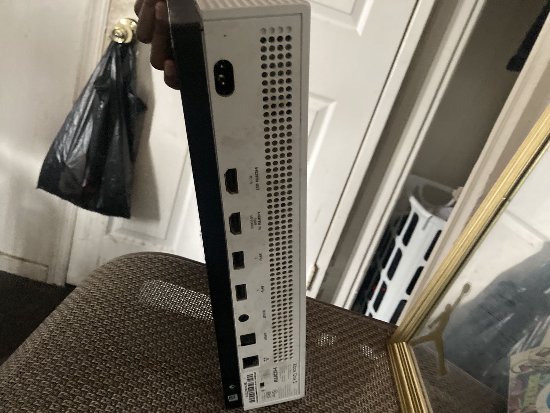 Xbox One S