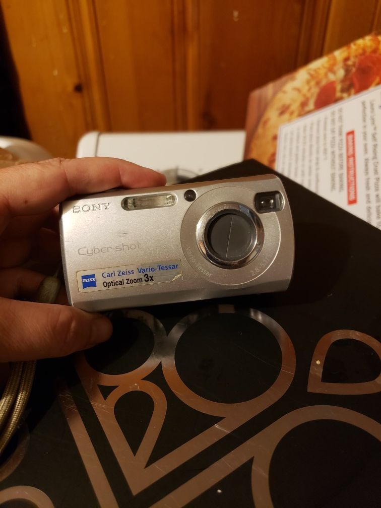 Cyber shot camera very nice