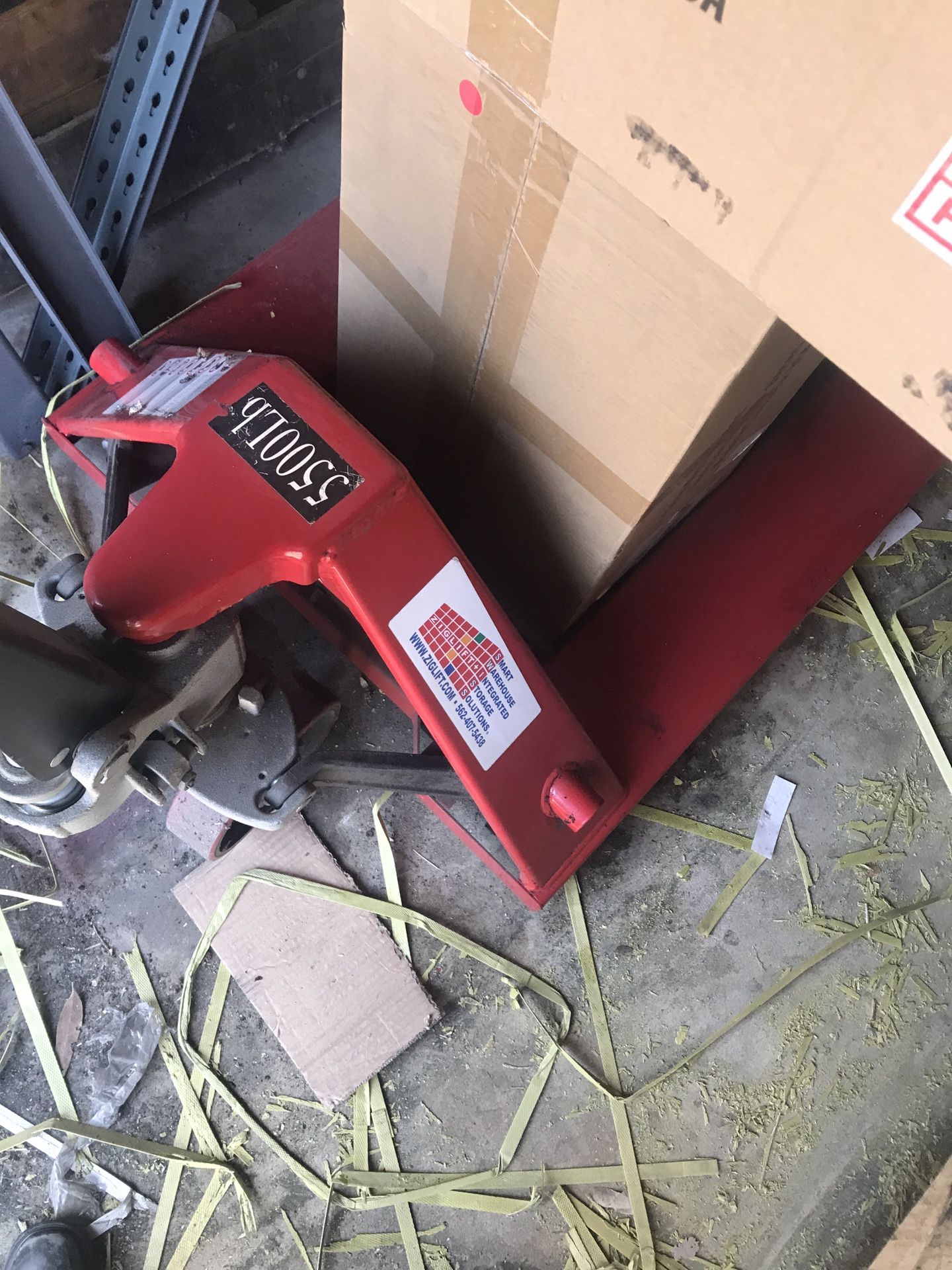 Pallet Jack Used Only 20 Times 5500 Lbs Like New