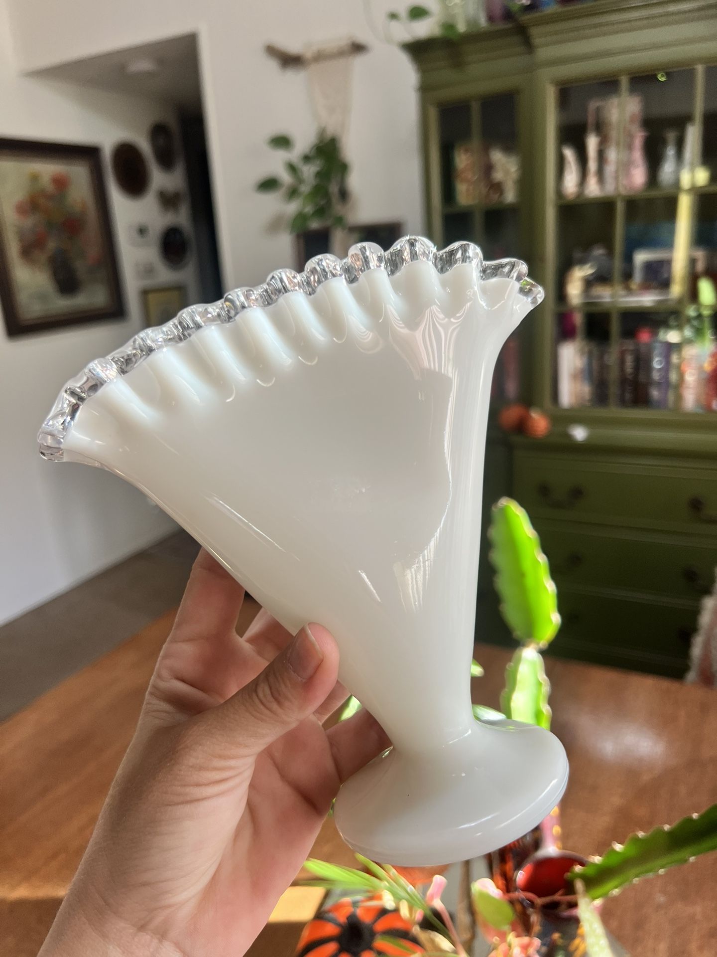 Fenton Fan Vase