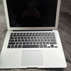Apple Mac Book Air