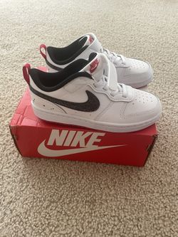 Nike. 13C