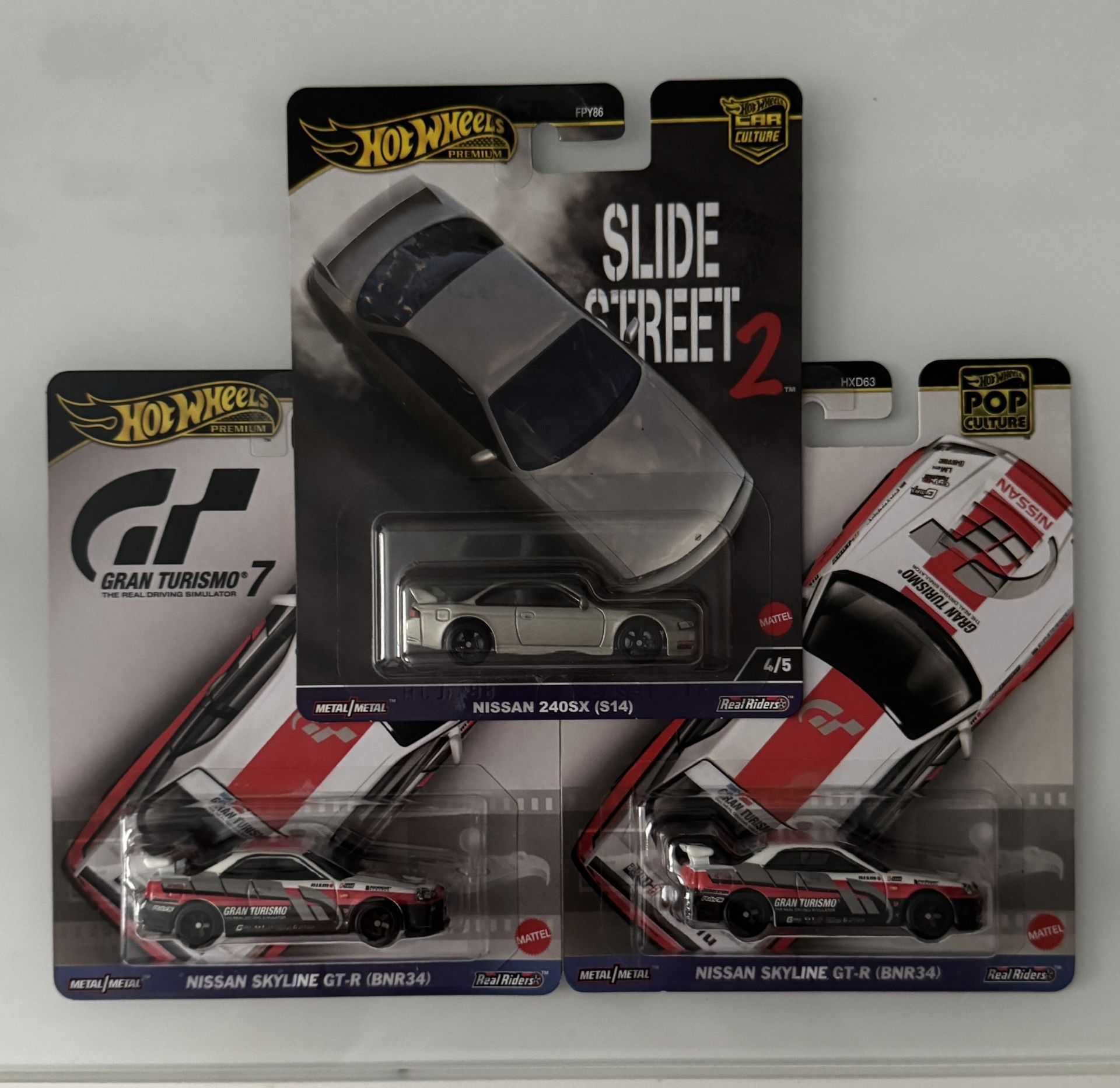 Hotwheels Premium Nissan Sliva Plus Two Nissan Skylines