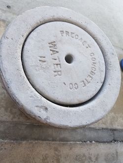 Concrete water box