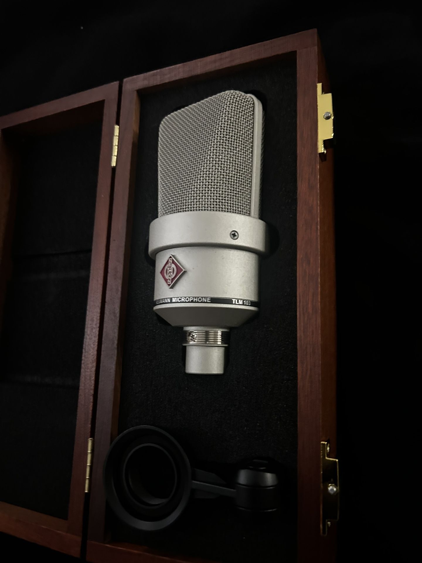 Neumann TLM 103