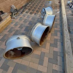 GMC WHEELS 20 INCHES 