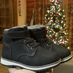 Max + Jake Boy Boots Size 7