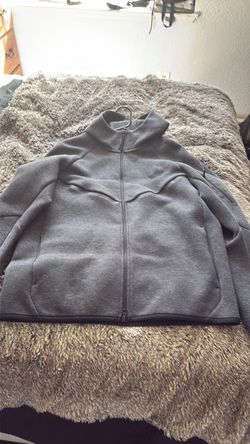Nike tech