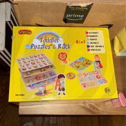 Puzzle Set And Rack 