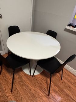 Dining table with chairs