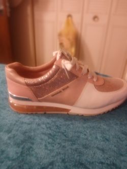 Shoes size 10 and purses some slightly used and others new