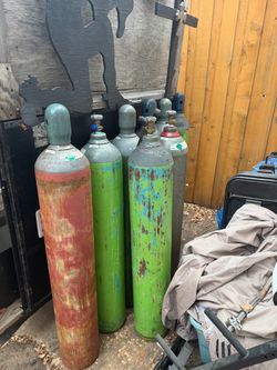 Steel Big full CO2 tanks