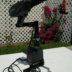 BRUNO CURB-SIDER VEHICLE  Hoist  For Truck Suv Or Van Model # VSL-6000]