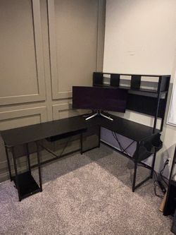 Computer Desk/Gaming Center