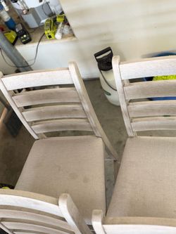 Chairs/sillas