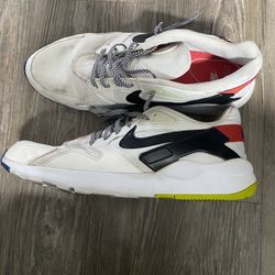 Nike Huarache Size 14