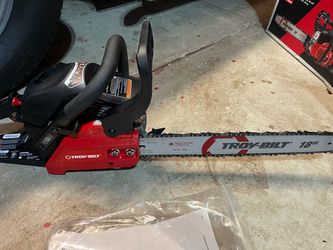 Troy-Bilt 18" Gas Chainsaw