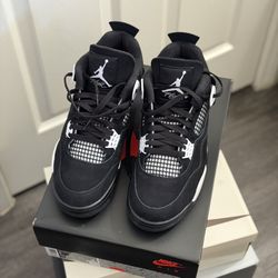 Jordan 4 White Thunder Size 9 