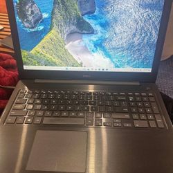 Dell Inspiron 5570 – i7, 8GB RAM, 256GB,Win11 Pro- Excellent Condition - $160 