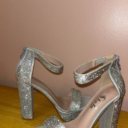 Size 8 Heels 