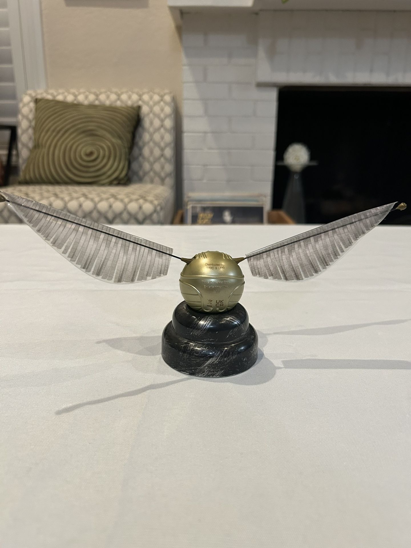 Harry Potter Golden Snitch with stand battery operated