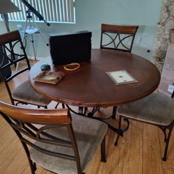 Round Dining Table