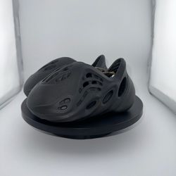 Adidas Yeezy Foam RNR Onyx (Infants)