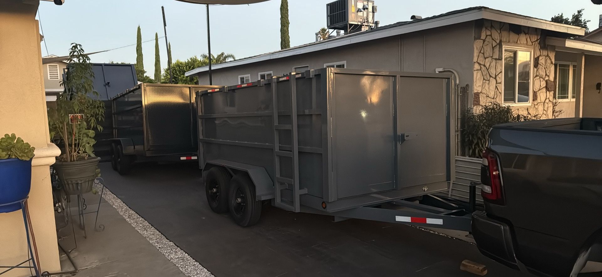 Hydraulic Dump Trailer