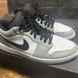 Air Jordan 1 Low Light Smoke Grey