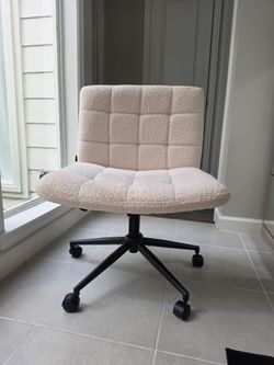 360 rolling chair