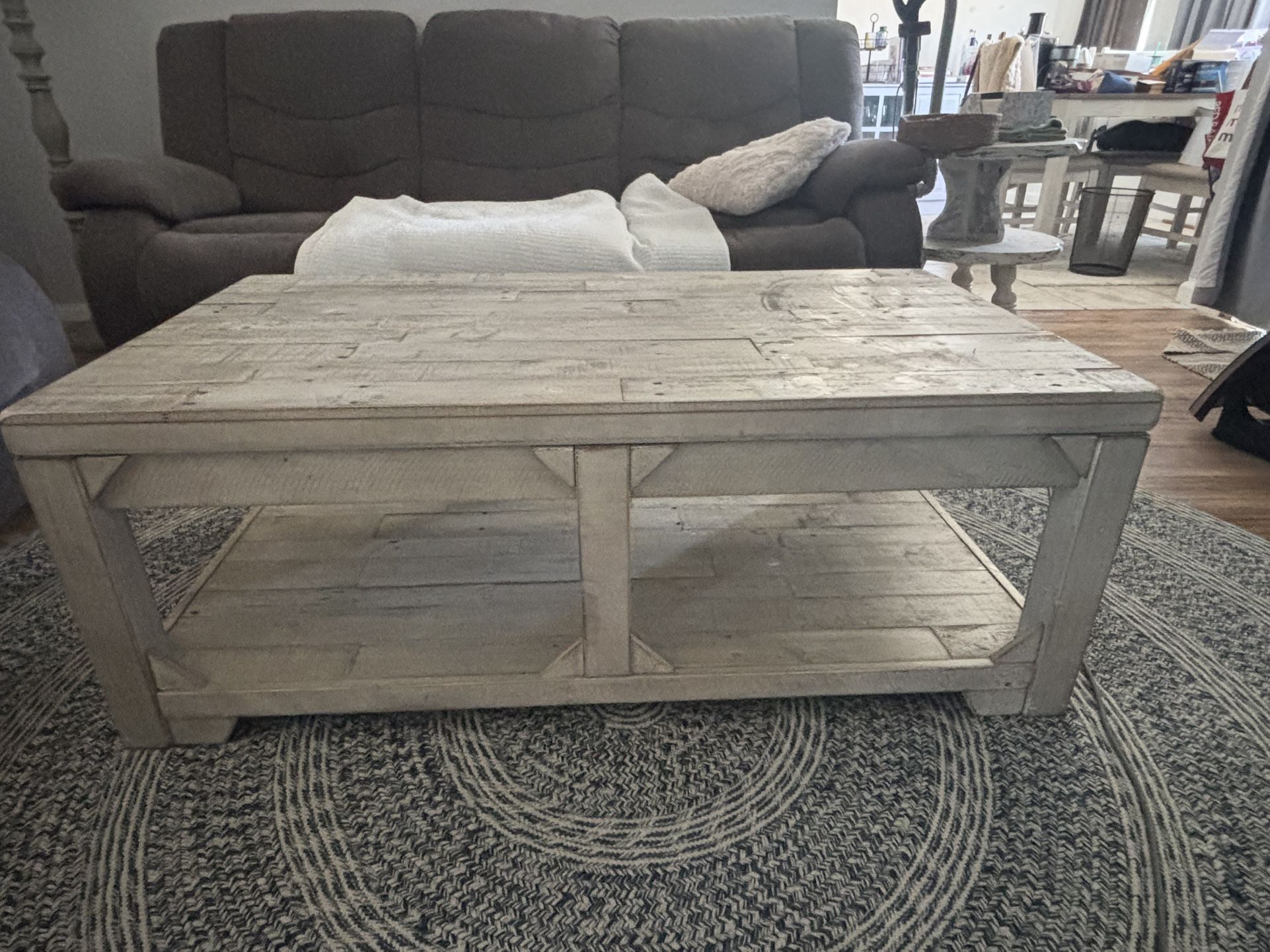 Coffee Table And End Table.