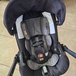 Doona Carseat Stroller 