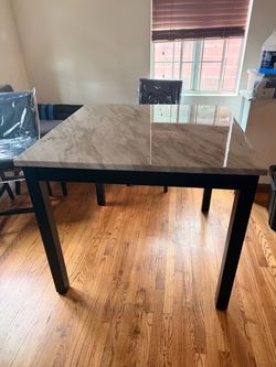 Table /dining set