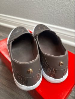 Guess shoe