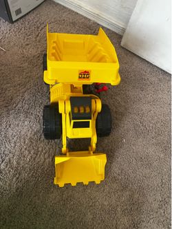 Electric construction truck