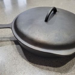 BSR #8 Cast Iron Skillet with Lid