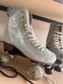 Skates size 9