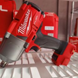 Milwaukee M18 Fuel Impact Wrench 1/2