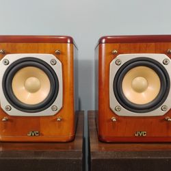 JVC Speakers Model SP-UX7000