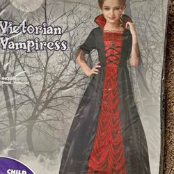 Victorian Vampiress Costume