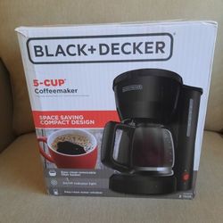 BLACK  & DECKER COFFEE MAKER - NEW