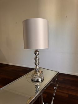 Table lamp