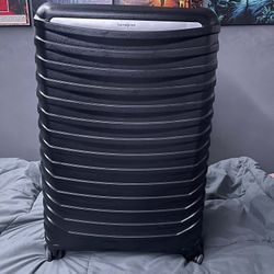 Samsonite Large Luggage