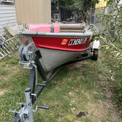 1978 Aluminum Boat  With Trolly Motor 