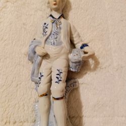 Porcelain Colonial Figurine 