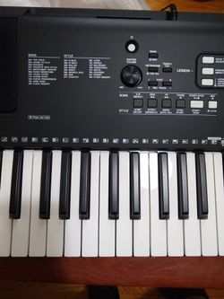 Yamaha psr EW300 76 key 500 voice & more