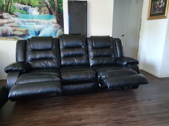 Sofa and loveseat