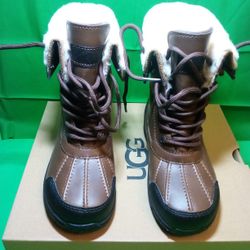 Ugg Kids Butte II CWR Boots, kids size 12